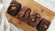Cómo hacer un brownie casero sin azúcar: saludable, fácil de preparar y para chuparse los dedos