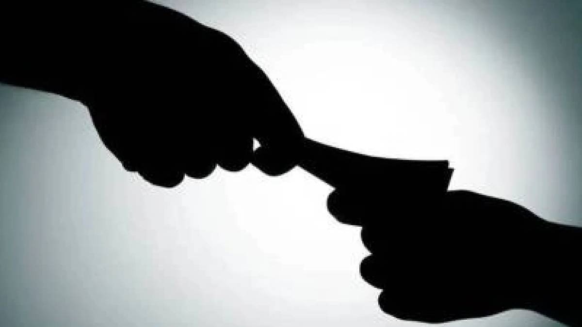 'Import rules give officials power to punish, bribes now routine': Ex