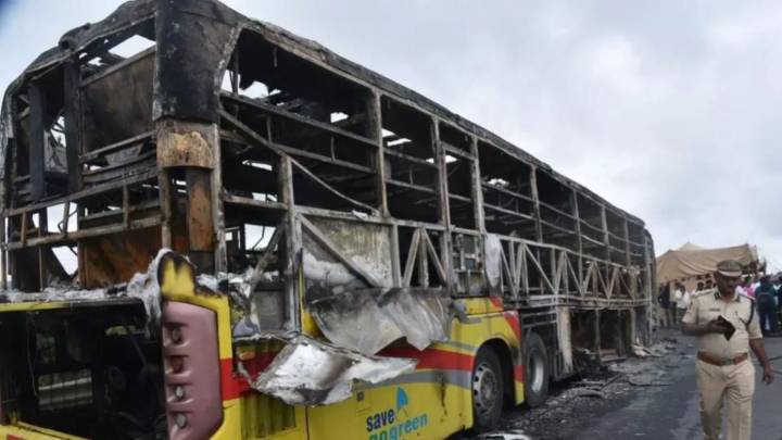 Police books a case against two bus drivers 'Kurnool bus fire'