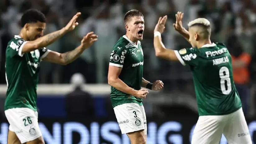 Histórica remontada: los goles de Palmeiras ante LDU que sellaron su pase a la final de la Copa Libertadores