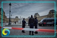 Reabre Museo del Louvre tras tres días de cierre por robo de joyas