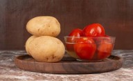 Revelan que la papa "existe" gracias al tomate: el importante hallazgo