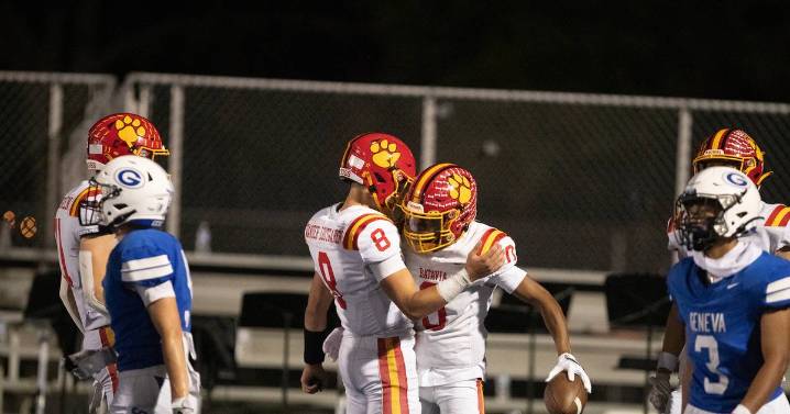 Batavia uses walk-off field goal to secure OT thriller over Geneva in 107th rivalry game – Shaw Local