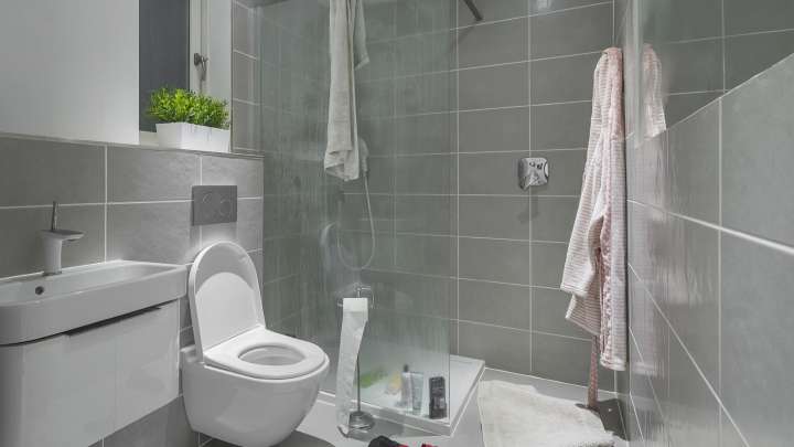 Why You'll Want To Add A Coat Rack To Your Bathroom
