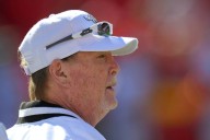 Raiders’ Mark Davis says Pete Carroll’s job is safe