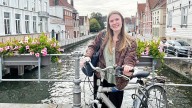 Alicia, estudiante vallisoletana en un prestigioso colegio de Brujas: "Mi máster cuesta 29.000 €, pero estoy becada"