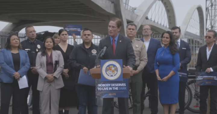 Los Angeles leaders urge Gov. Newsom to sign bill aimed at cracking down on copper wire theft