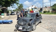 Fuerte choque deja una mujer lesionada en Fluvial Vallarta