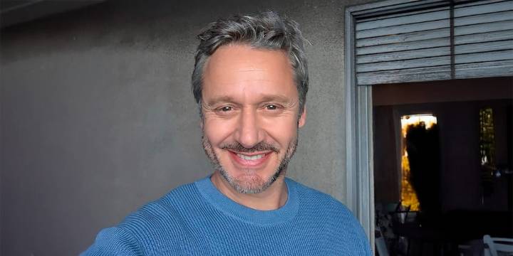 Benjamín Vicuña viajó con sus hijos y su novia a Montevideo: trabajo, paseos y la foto más romántica