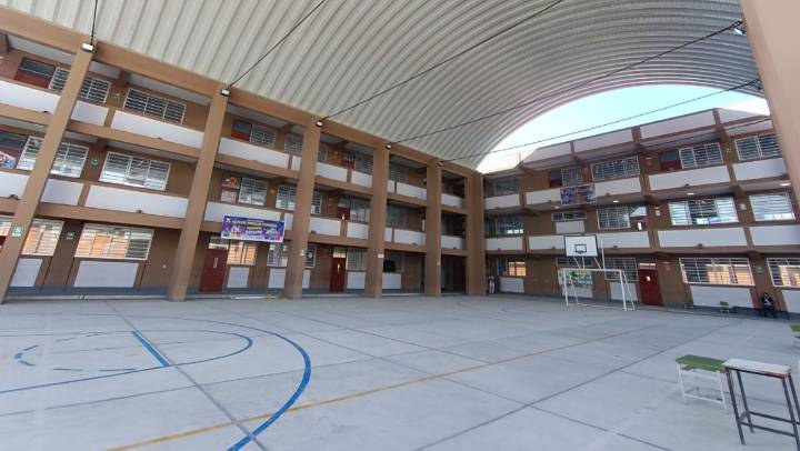 Piura: Contraloría detecta filtraciones y fallas en colegio recién entregado en Castilla