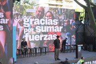 Aguardan una victoria. Kicillof, Massa y Máximo Kirchner aparecerán juntos esta noche en el bunker de Fuerza Patria
