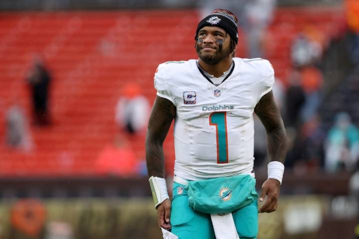 Dolphins Q&A: Why is Tua regressing? Is there a rift with McDaniel?