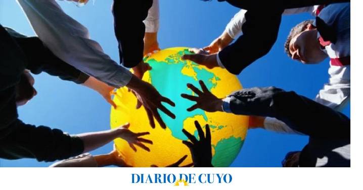 El mes de las misiones y con una fecha histórica ¿destino o casualidad?