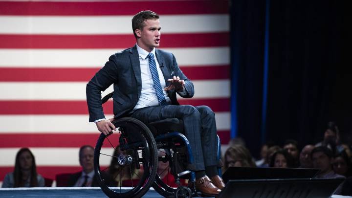 Madison Cawthorn aims to make political comeback, announces run for Congress