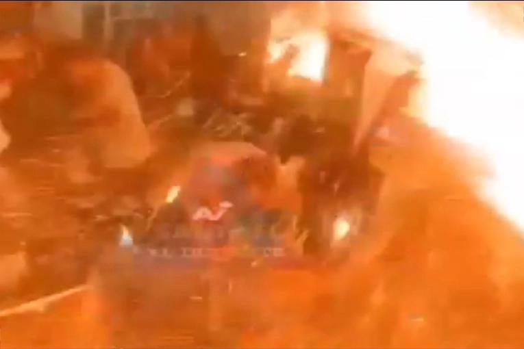 Explotó un horno industrial en una rotisería: "Fue un error que casi nos cuesta la vida"