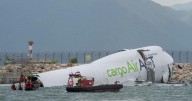 Hong Kong reabrirá de forma parcial la pista en la que se accidentó un avión de mercancías