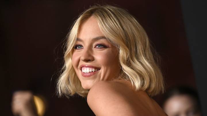 Sydney Sweeney just wore a spectacular naked dress on the red carpet