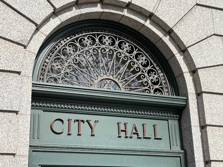 Duluth pulls curtains on council emails, citing privacy concerns