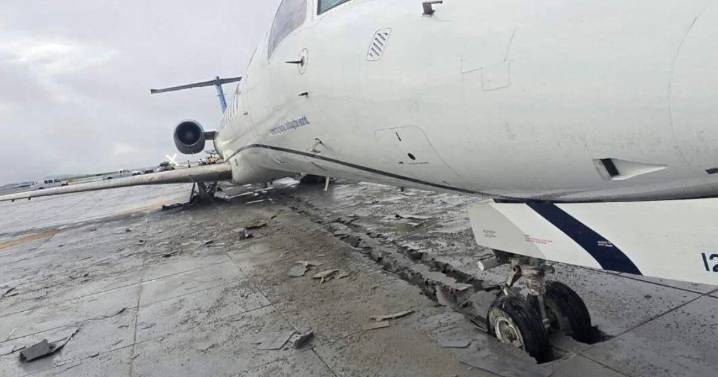 Plane overshoots runway at Virginia airport during heavy rain