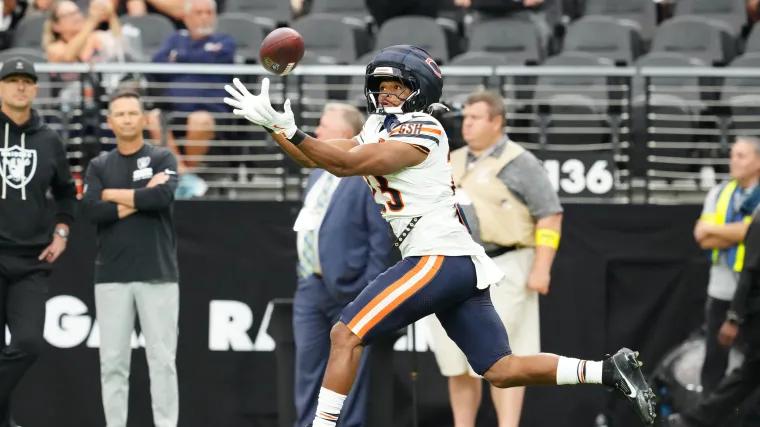 Why Bears' RB Roschon Johnson's helmet looks different than the rest of his Chicago teammates
