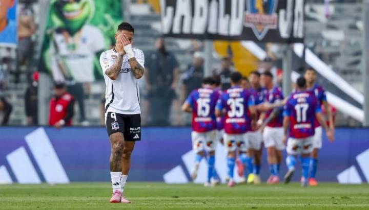 Otro golpe a Colo Colo: la millonaria multa tras incidentes en clásico contra Universidad Católica
