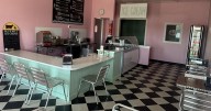 Family-owned 1950s-themed ice cream parlor opens in Central