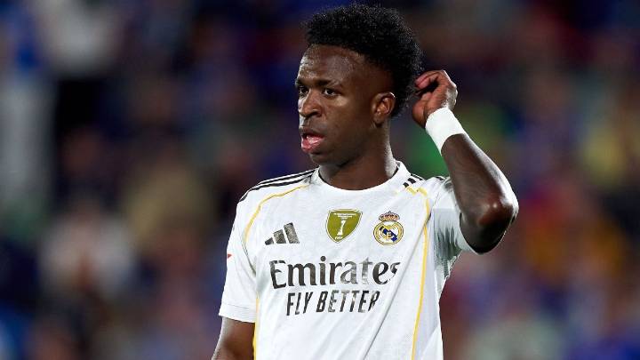 Ballon d'Or favorite to Real Madrid bench: Vini. Jr's tale of two years