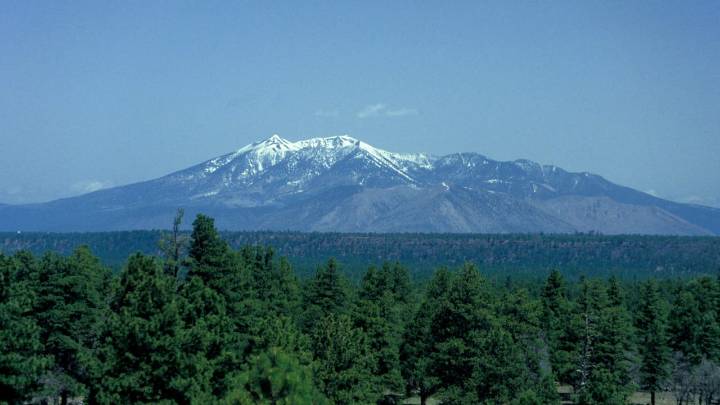 1 person struck by lightning on Humphreys Peak, another victim is possible, CCSO says