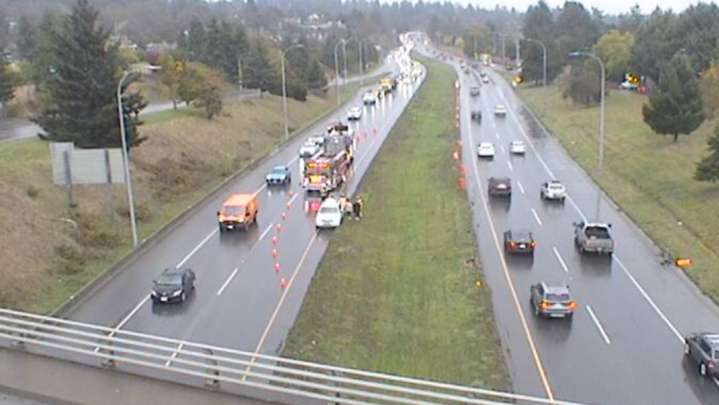 Left northbound lane on Trans-Canada Highway at Helmcken blocked due to ‘vehicle incident’: DriveBC