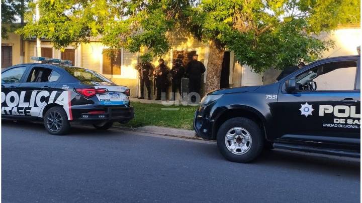 La Policía detuvo a un joven acusado de amenazar a un vecino en Guadalupe Oeste