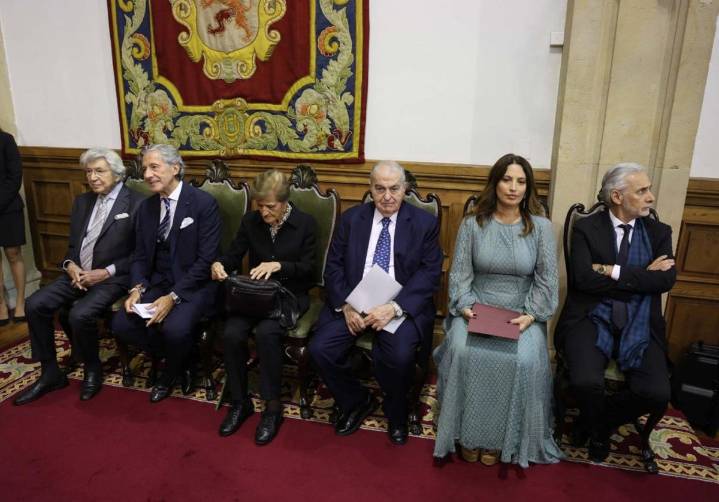 «Nos quieren arrebatar nuestra hispanidad. Hay que impedirlo»