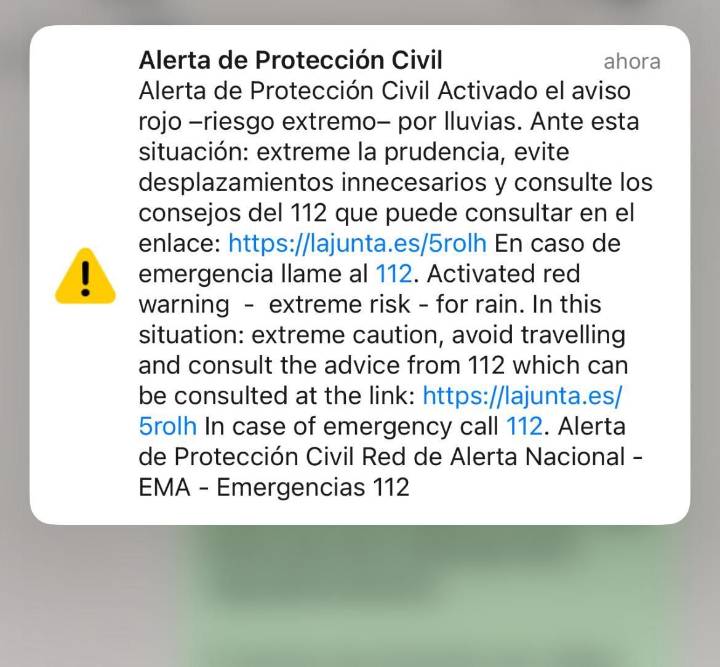 Protección civil envía una alerta a todos los móviles avisando de que el aviso rojo ha sido activado
