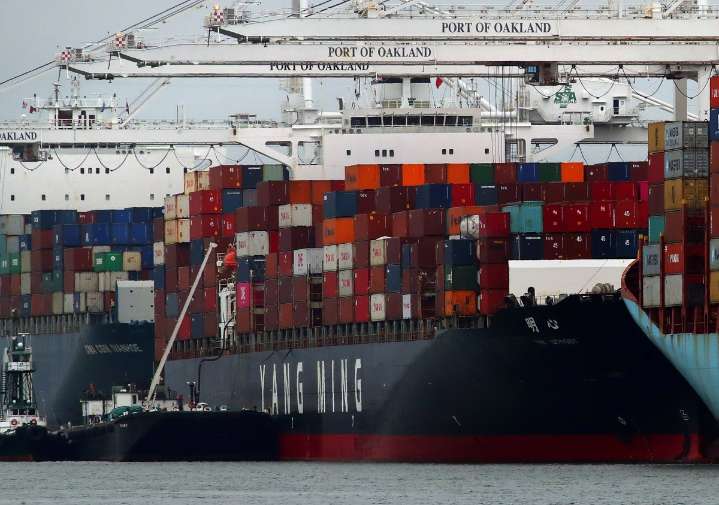 Donald Trump impondrá aranceles del 100% a China por su postura comercial “hostil”