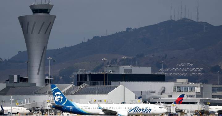 Alaska Airlines LIVE: Huge delays as ALL planes halted at airports amid IT outage