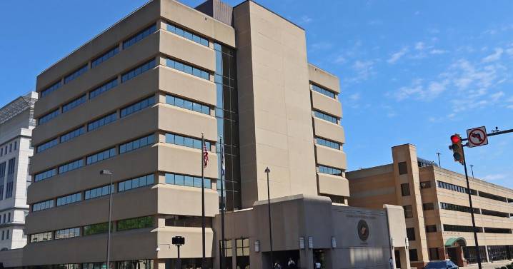 3rd woman files suit against KCSO deputy accused of assaulting inmate at courthouse