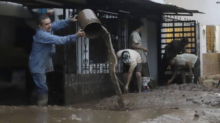 Al menos 64 muertos y 65 desaparecidos en México por las fuertes lluvias