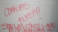 Ábalos denuncia pintadas insultantes en su casa y avisa: "Hoy soy yo, mañana serás tú"