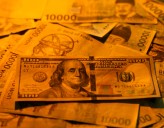 Peso colombiano se debilita: el dólar cierra en COP 3.883 en medio de tensión diplomática