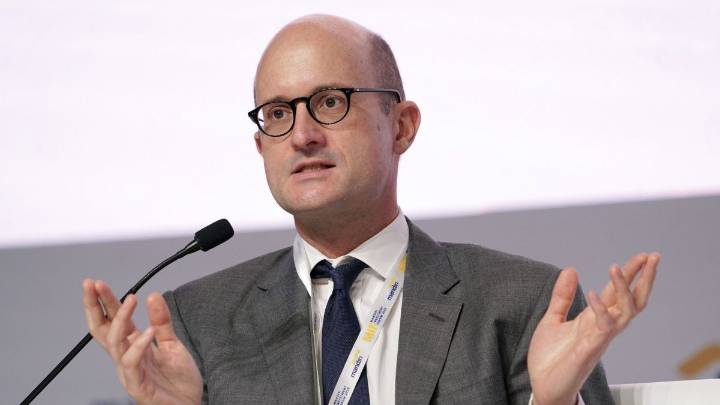 Un exFMI instó a Javier Milei a liberar el tipo de cambio y advirtió: "Argentina está condenada a repetir el mismo error"