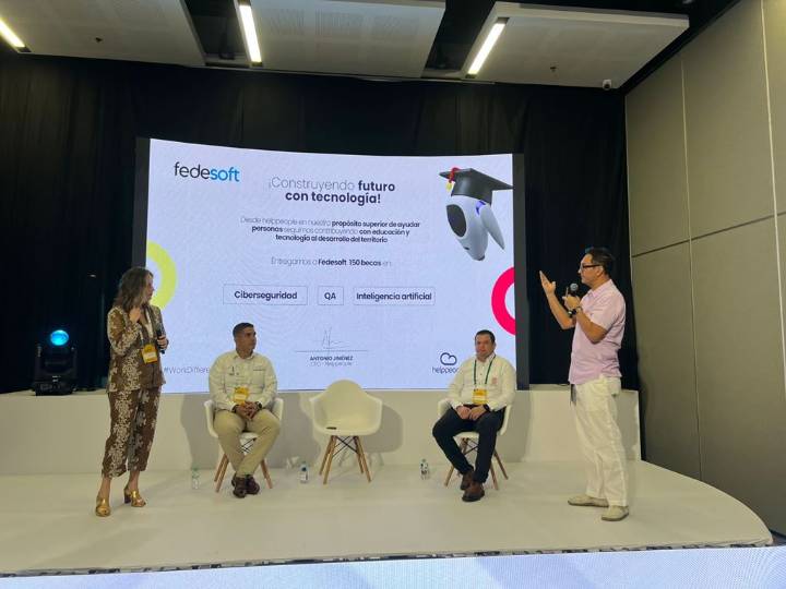 GUADALAJARA DE BUGA DESTACA EN SOFTIC 2025 CON SU MODELO DE TRANSFORMACIÓN DIGITAL