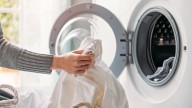 Un uso incorrecto de estas funciones de la lavadora puede provocar que la ropa salga con mal olor