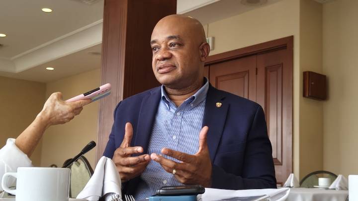 Luis Gilberto Murillo, precandidato presidencial, planteó en Cali su estrategia para llegar a la Casa de Nariño