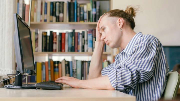 7 de cada 10 chilenos no se sienten conformes con su trabajo, revela estudio