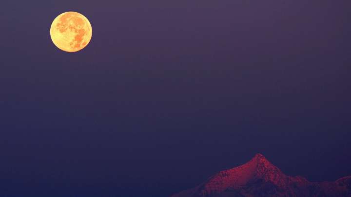 Prepárate para la Superluna del Cazador: Estos Son los Eventos Astronómicos de Octubre 2025