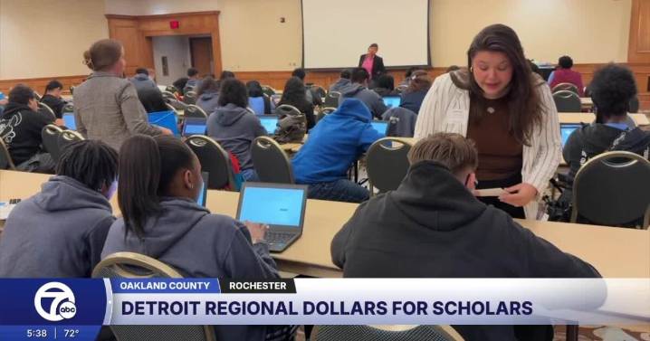 Local seniors get on-the-spot college acceptances at special recruitment event