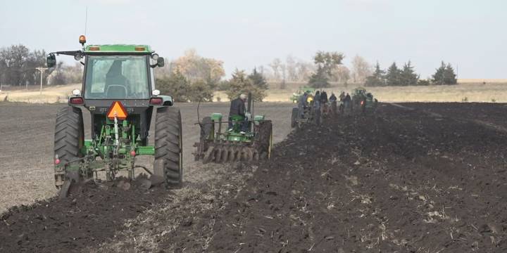 Family and friends honor late Rutland farmer with a plowing bee