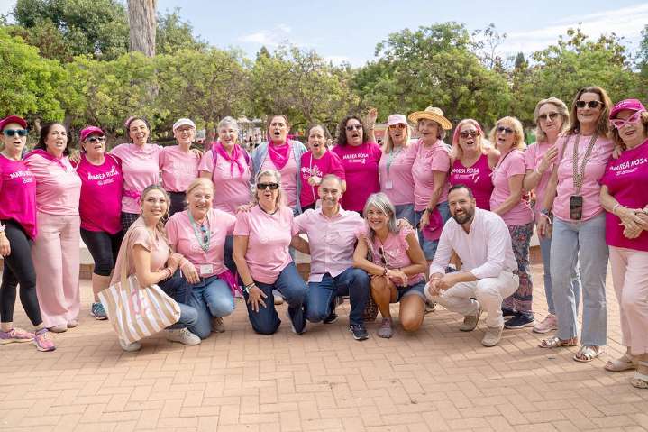 Benalmádena se suma al Día Mundial Contra el Cáncer de mama con un picnic