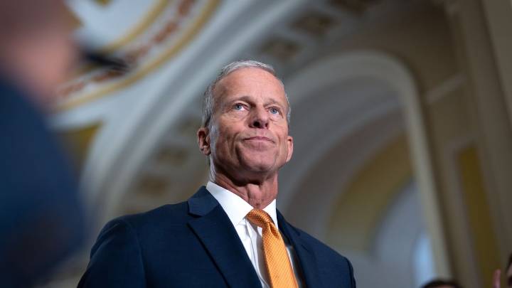 Food aid at risk of expiring as effort to fund SNAP benefits fails in Senate