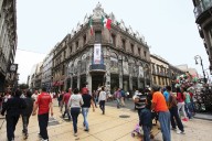 Gobierno de CDMX anuncia reordenamiento del comercio en Centro Histórico