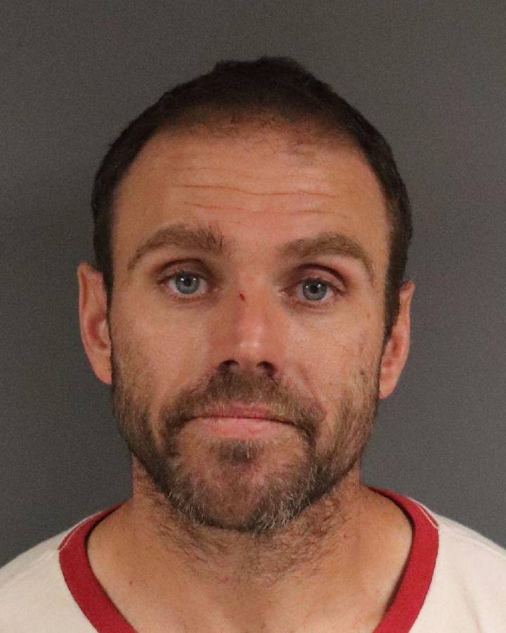 Man taunts Troopers after 100-mile-per-hour chase, later leaving note calling self ‘Undefeated driver #1’
